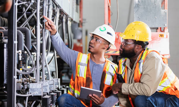 Best Electrical Troubleshooting Services  in Maple Grove, MN